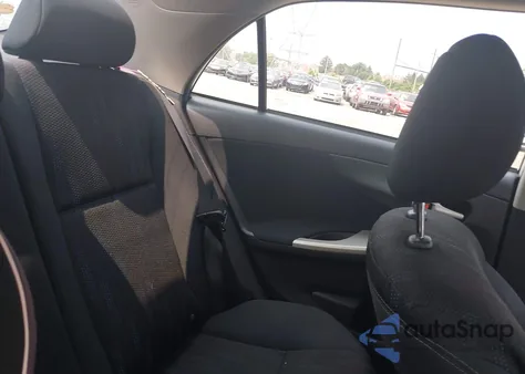 2012 Toyota Corolla S z USA, uszkodzony, nr VIN 2T1BU4EE8CC759790